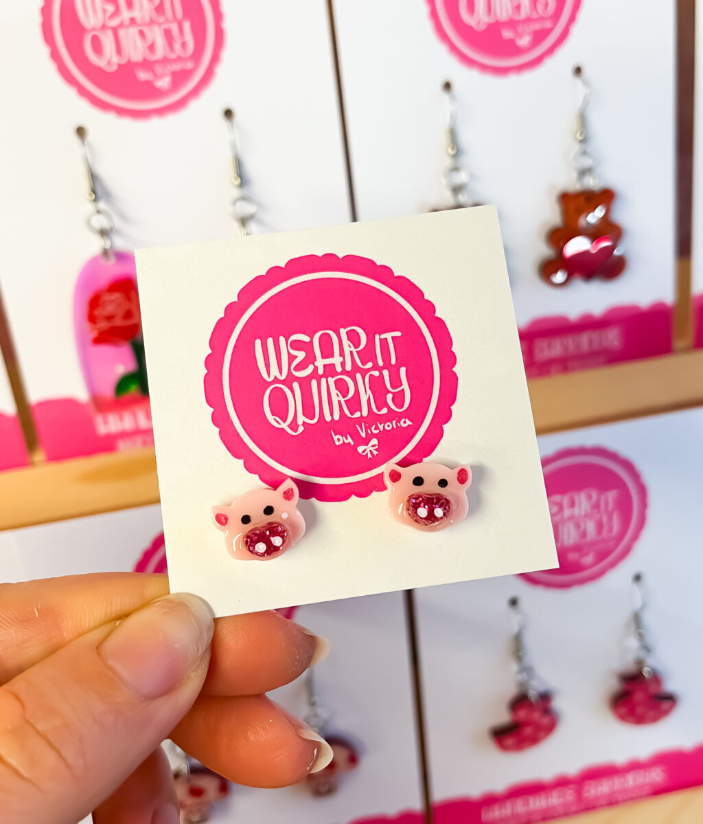 Mini Pig Studs