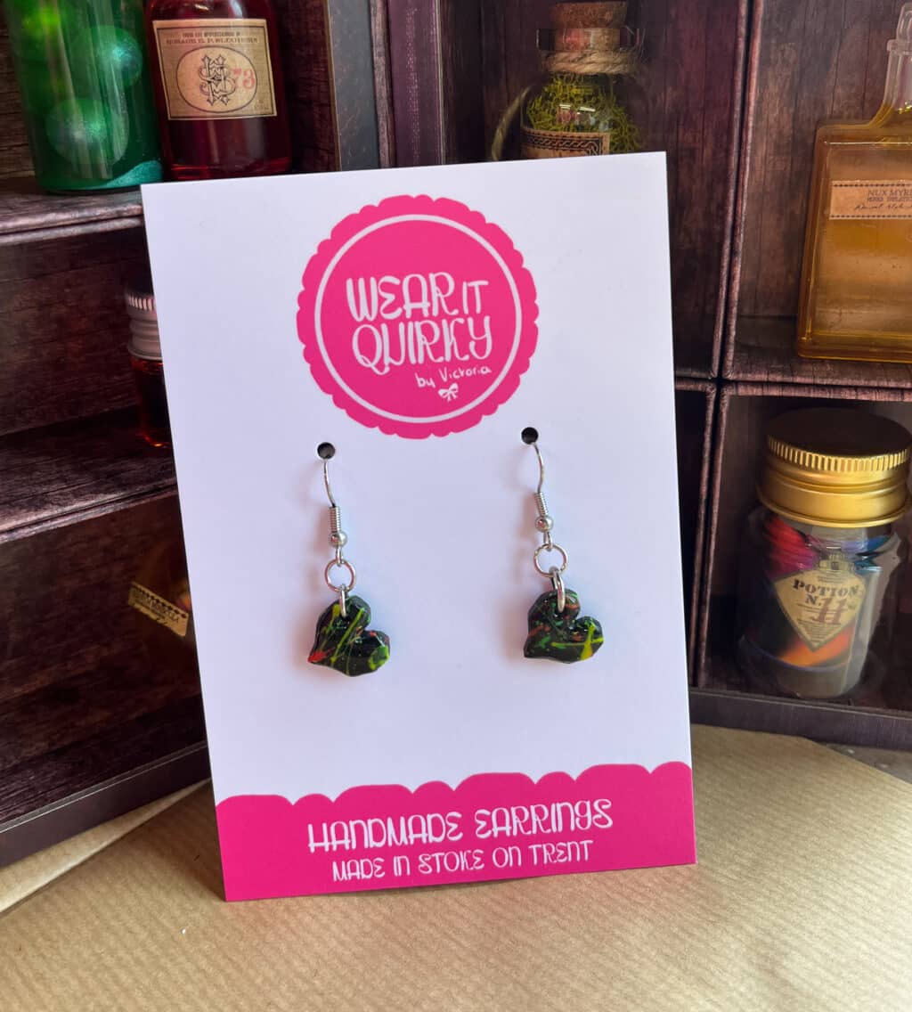 Geometric Stripe Heart Dangle Earrings