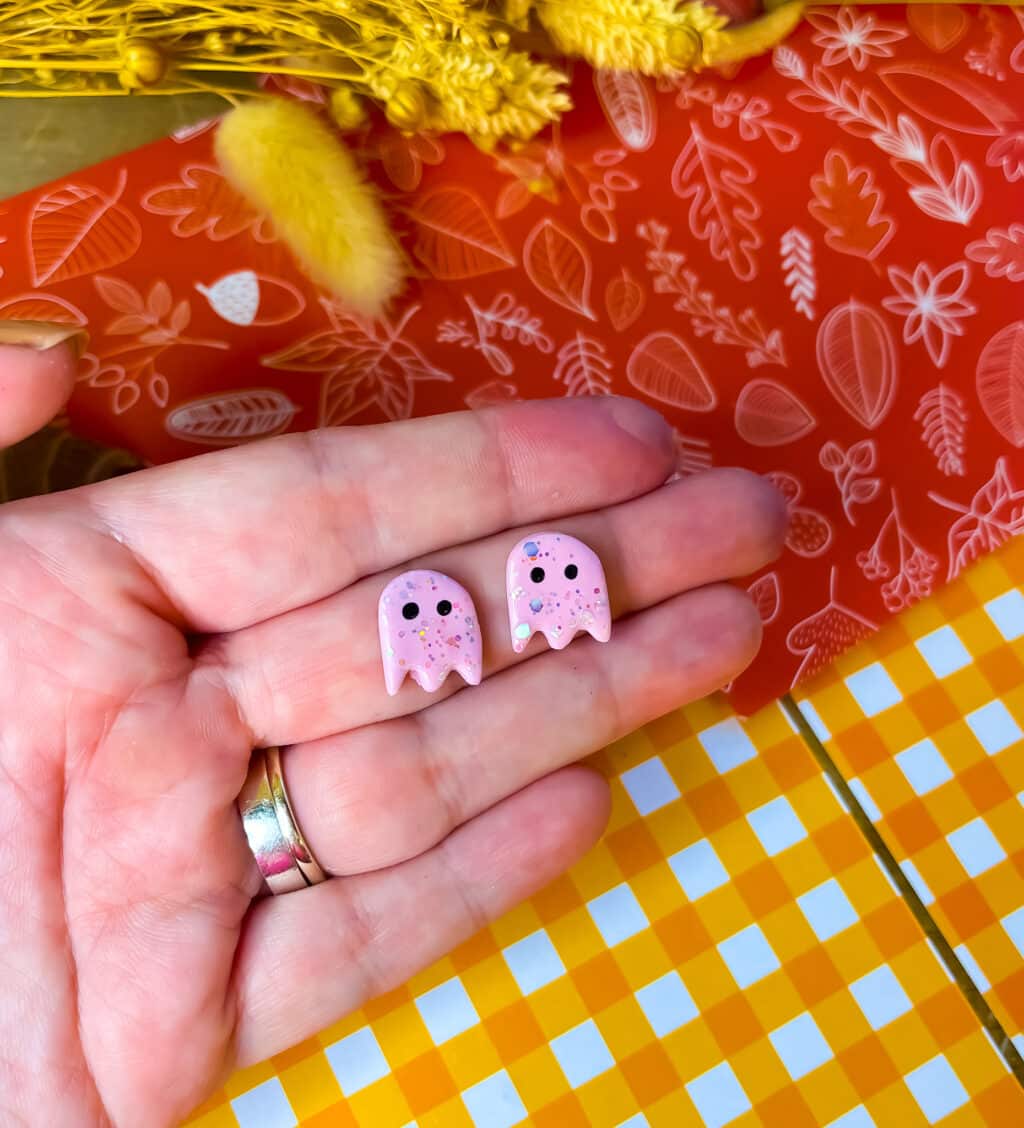 pink ghost studs mini